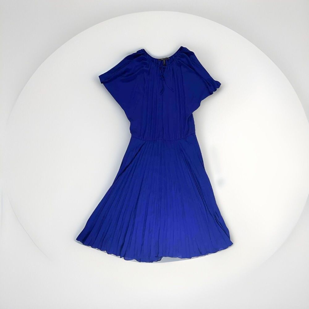 NWT BCBG MAXAZRIA 'Lona' Ruffle Satin Dress SIZE Medium (No Belt) MSRP $268